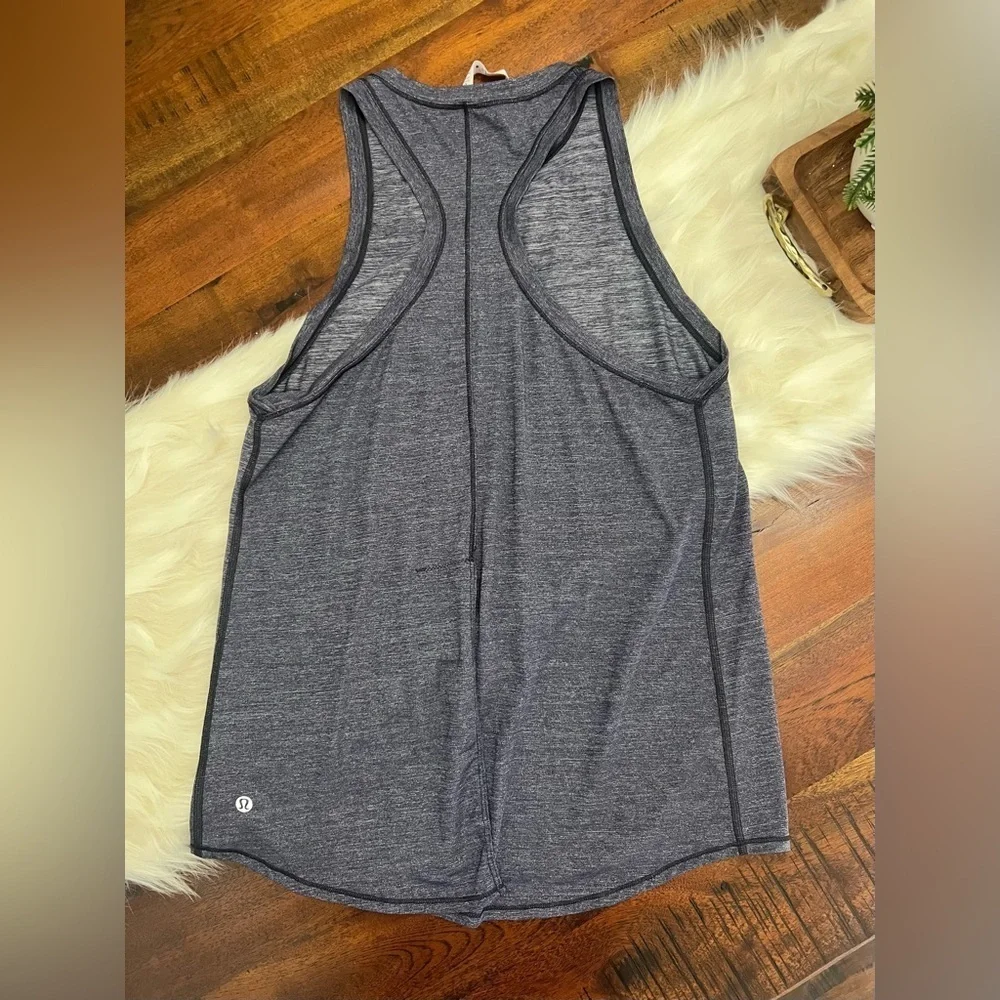 Lululemon Lightweight Racerback Tank Heather Gray | Size 6